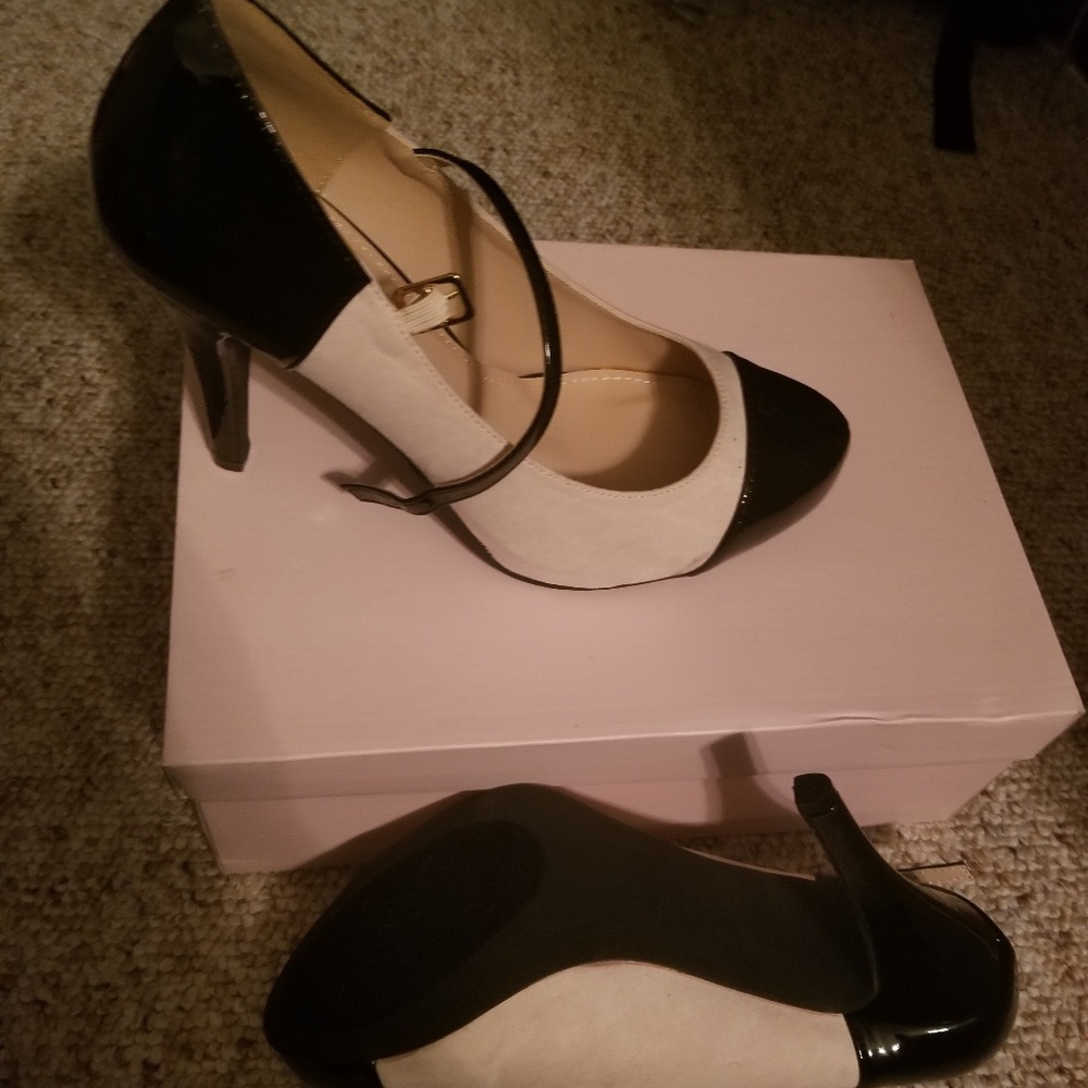 Size 10 new in box